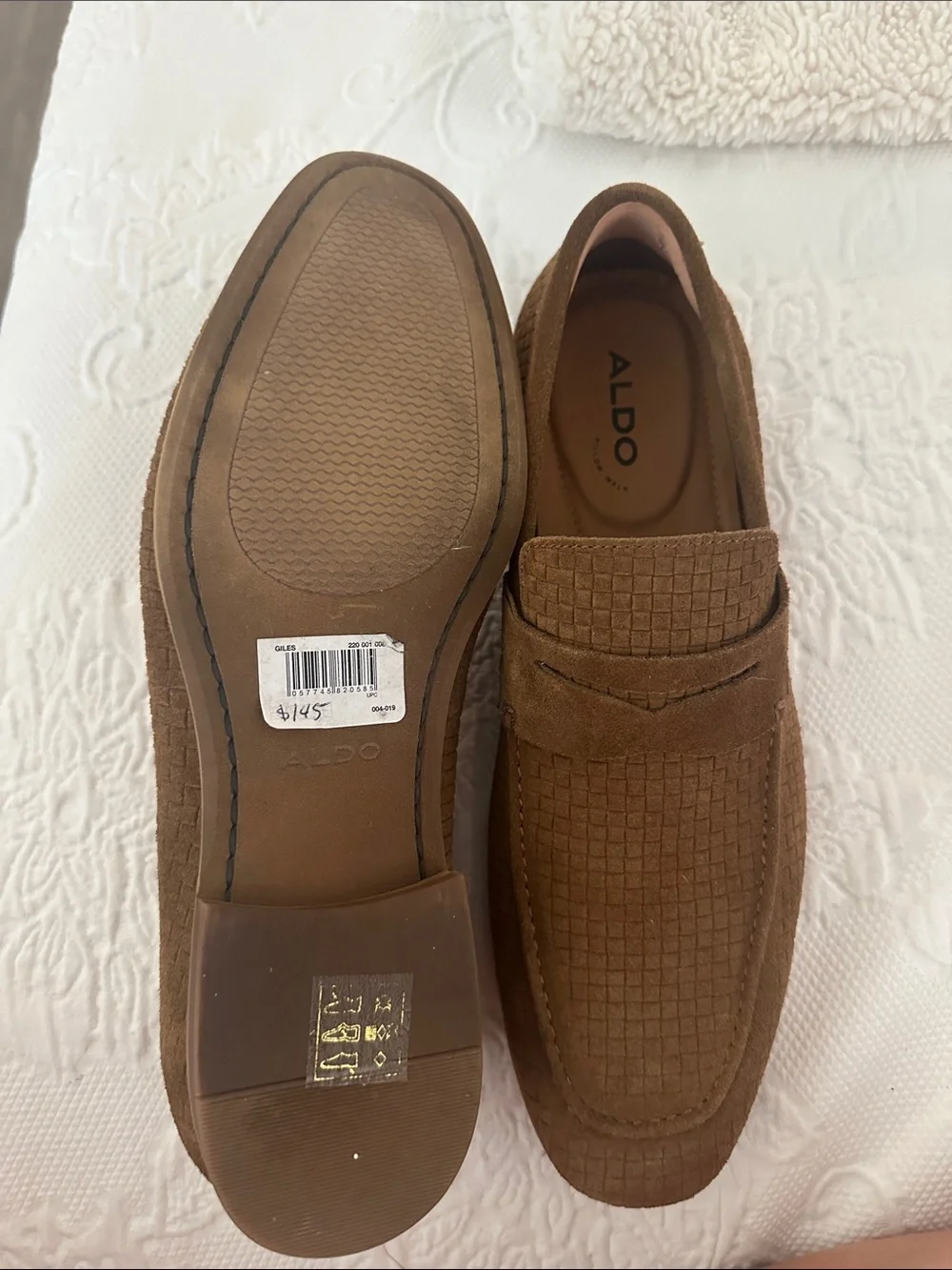 Aldo suede upper